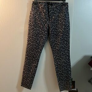 Banana republic Sloan leopard pants 0 nwt